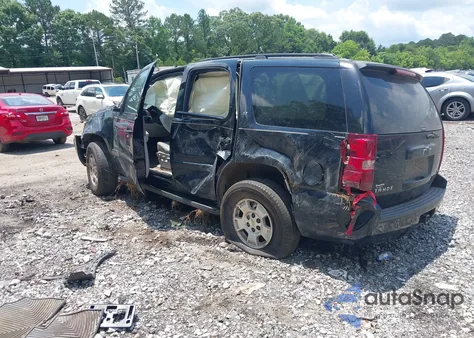 2008 Chevrolet Tahoe Lt z USA, uszkodzony, nr VIN 1GNFC13048J151892